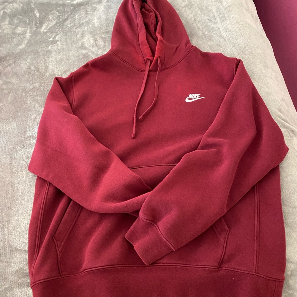maroon nike hoodie